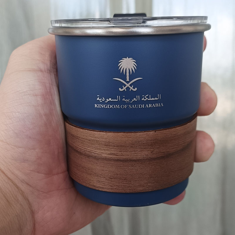 Nationaal embleem van Saoedi-A - Coffee Tea Name recensie en prijs